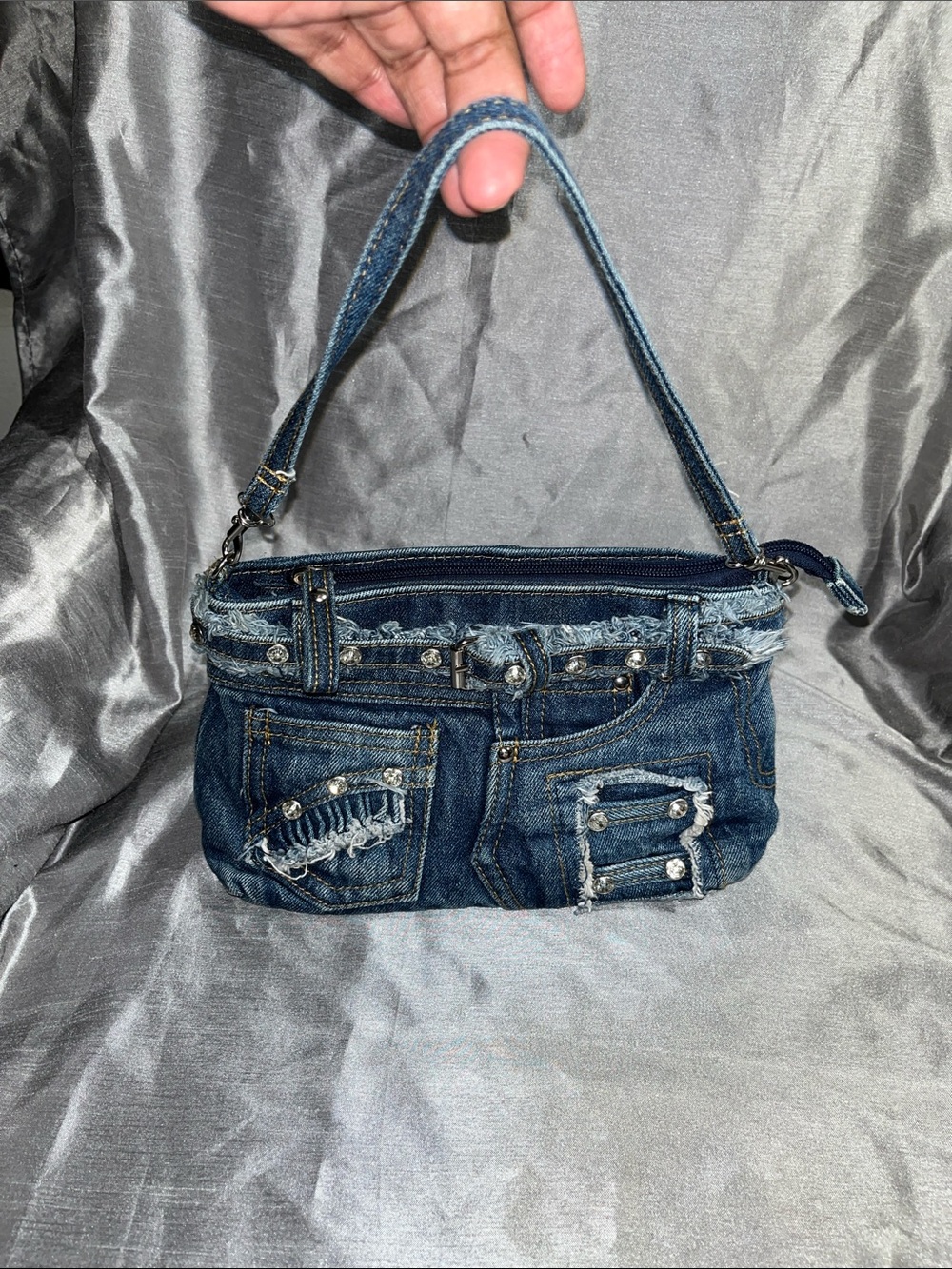 🚨Denim Rhinestone Purse🚨 - Picture 7 of 12